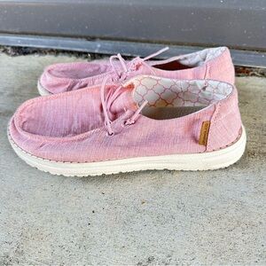 Youth Hey Dude Shoes Size 4